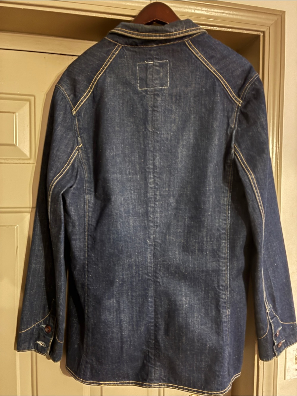 Levi's Blue Denim Jacket with Red Logo Patch - Picture 6 of 7